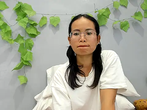 โชว์เว็บแคมของ loveley_jenny