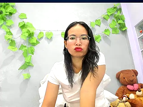 Chat +18 de loveley_jenny ao vivo