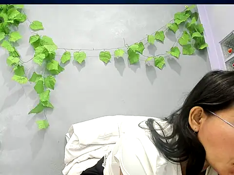 دردشة loveley_jenny الجنسية المباشرة