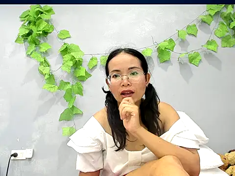 loveley_jenny Chat XXX in diretta