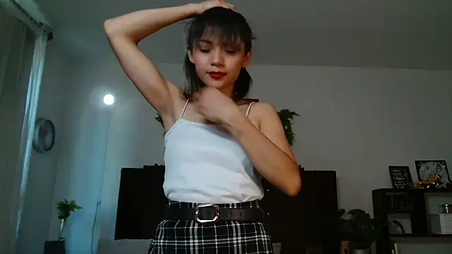 SKARLETEENのライブXXXチャット