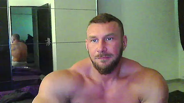 muscularkevin Webcam show