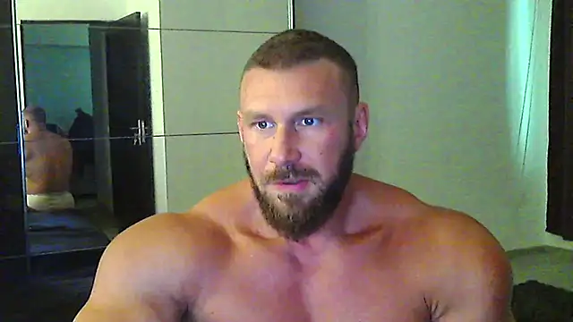 عرض كام muscularkevin