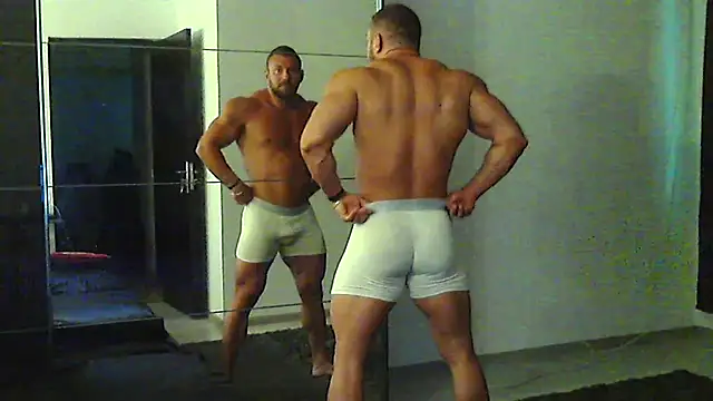 muscularkevin's Webcam Show