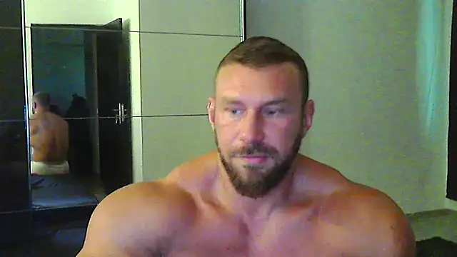 muscularkevin Webcam show