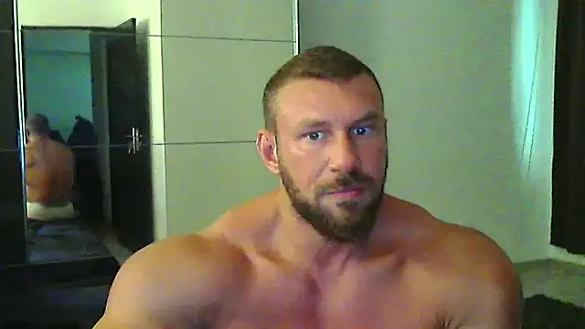 عرض كام muscularkevin
