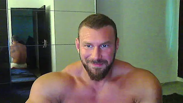 muscularkevin Webcam show