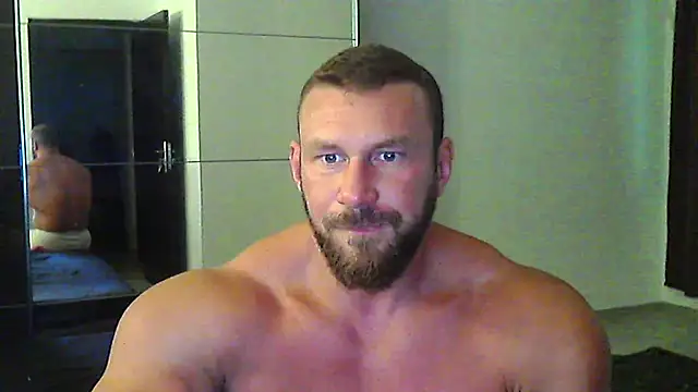 muscularkevinのウェブカメラショー