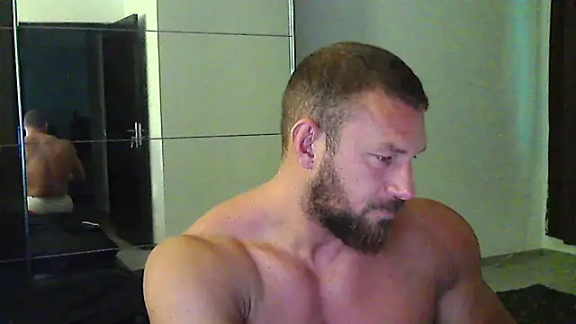 muscularkevin Webcam show