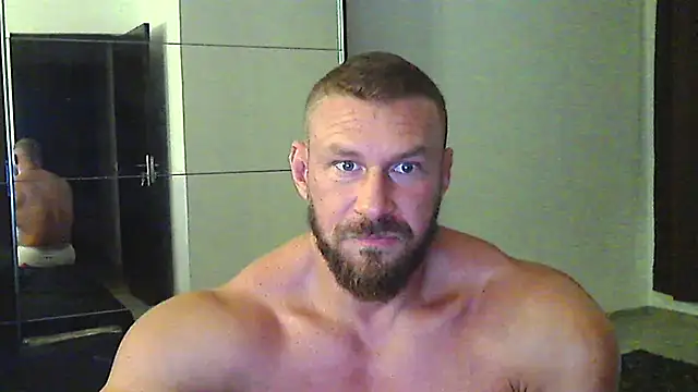 muscularkevin Webcam show