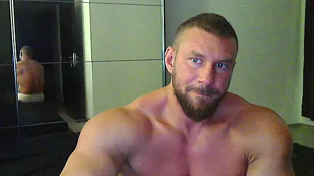 muscularkevin Webcam show