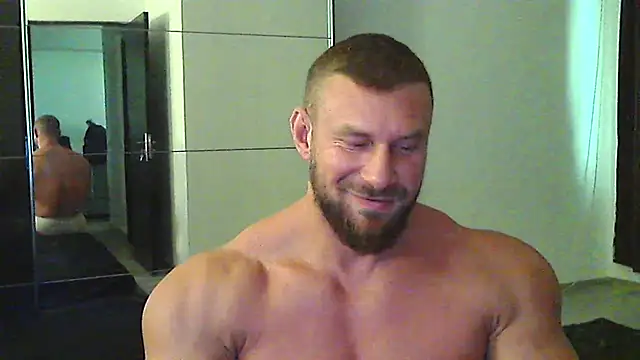 muscularkevin Webcam show