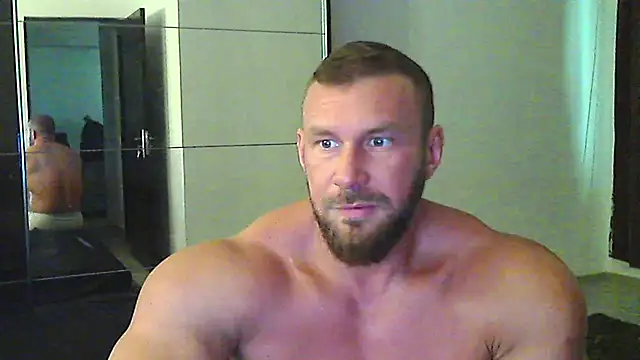 Show de muscularkevin na webcam