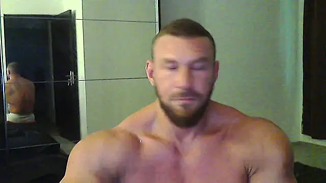 muscularkevinのウェブカメラショー