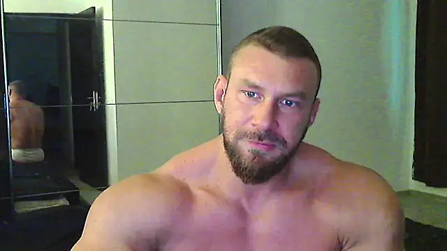 muscularkevin Webcam show