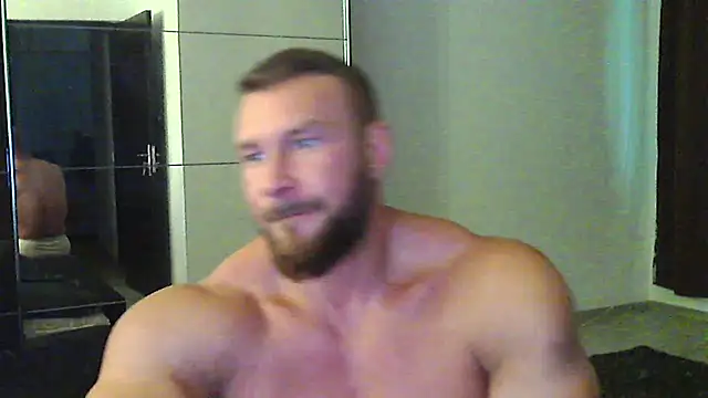 muscularkevin Webcam show