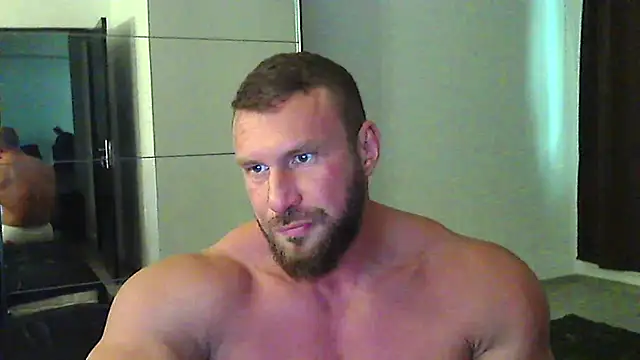 muscularkevin Webcam show