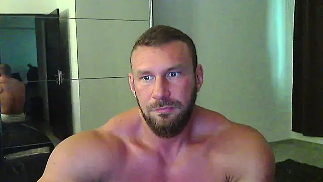 muscularkevin Webcam show