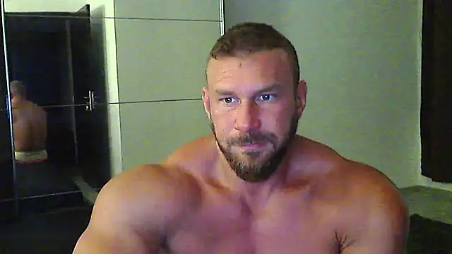 muscularkevin Webcam show