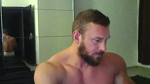 muscularkevin Webcam show
