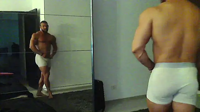 muscularkevin Webcam show