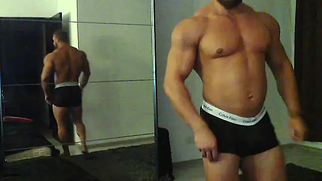 muscularkevin Webcam show