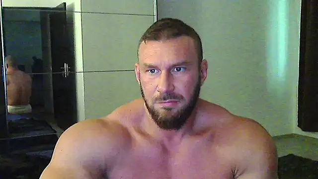 muscularkevin webcam show