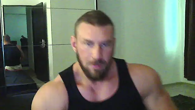 muscularkevin Webcam show