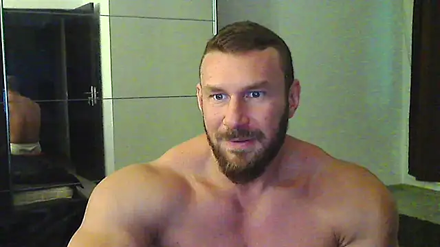 muscularkevin Webcam show