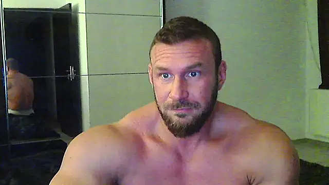 muscularkevin Webcam show