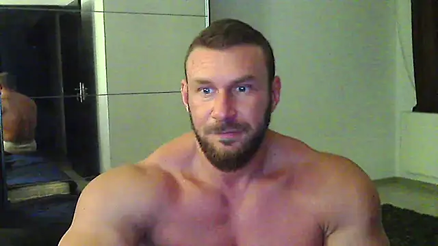 muscularkevin Webcam show