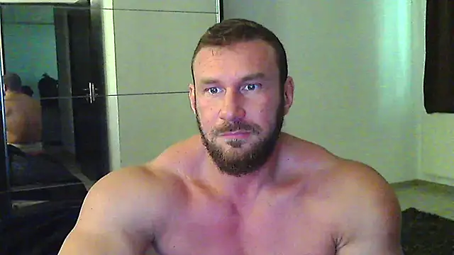 muscularkevin Webcam show