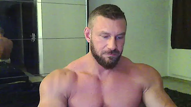 muscularkevinのウェブカメラショー