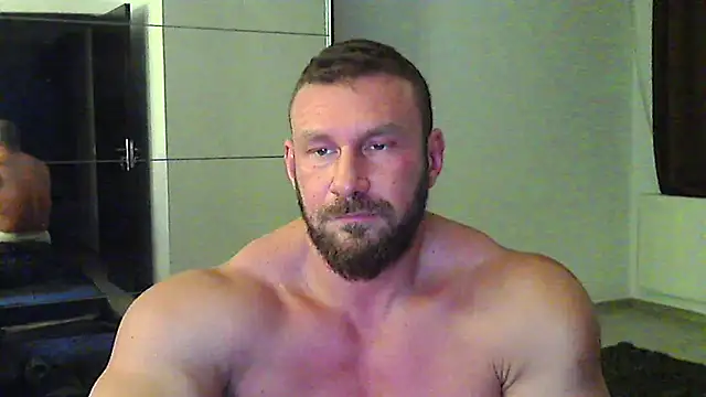 muscularkevin Webcam show