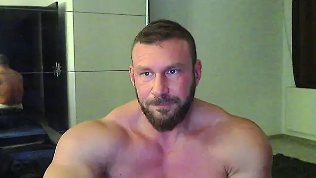 muscularkevin Webcam show