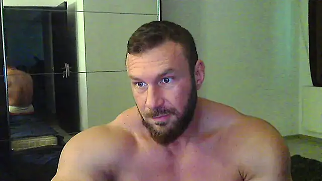 muscularkevin Webcam show