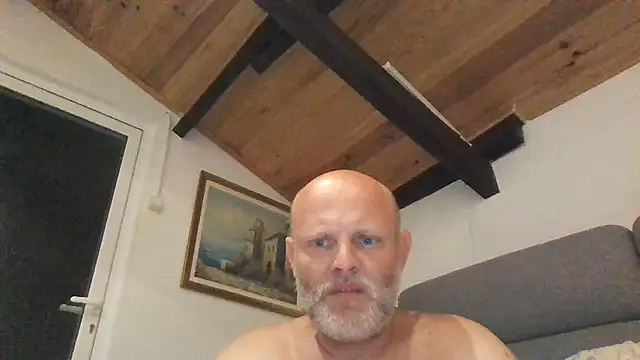 davigochi77bcn: διαδικτυακό σόου στην κάμερα