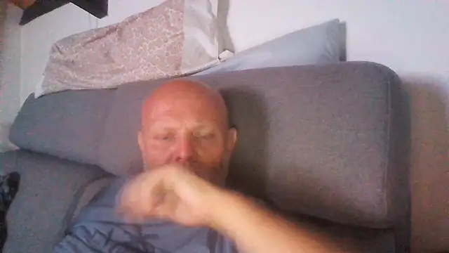 davigochi77bcn webcam show