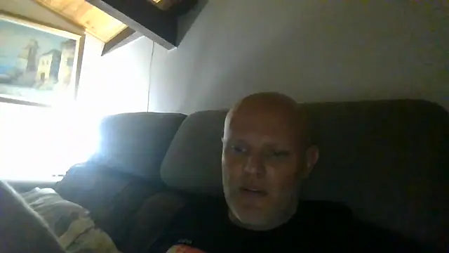davigochi77bcn Show in webcam