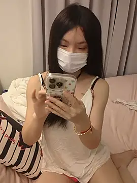 TW_zhuzhu123 Adlı Modelin Canlı XXX Sohbeti