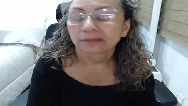 دردشة jesy_hot الجنسية المباشرة