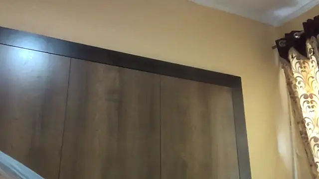 Živý XXX chat Jasmine_FullsShine