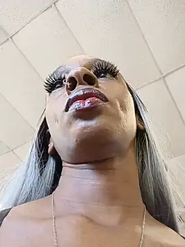 Jasmine_FullsShine's Webcam Show