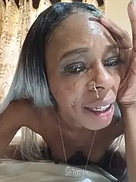 Jasmine_FullsShine webkamerás műsora