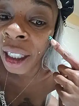 Jasmine_FullsShine's Live XXX Chat