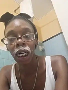 Jasmine_FullsShine Chat XXX in diretta