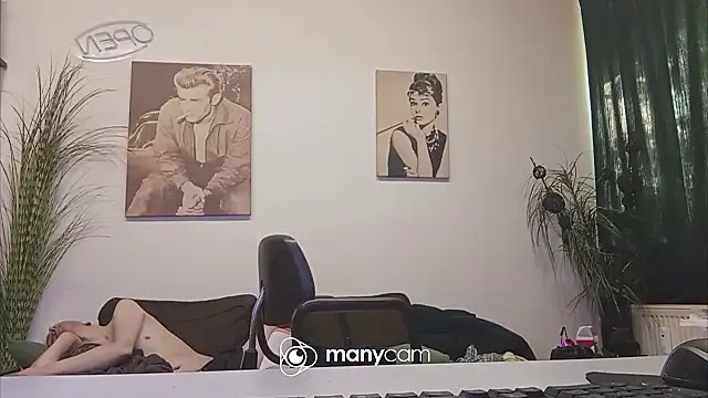 der_dino30 Pertunjukan Webcam