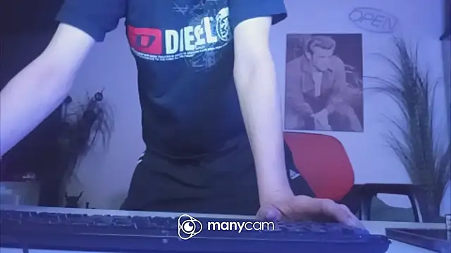 der_dino30: вебкам-шоу