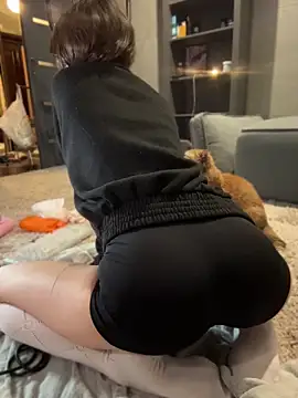 Bastet's Live XXX Chat