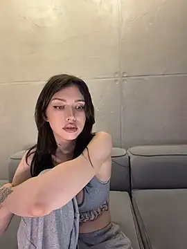 XXX chat uživo modela Bastet
